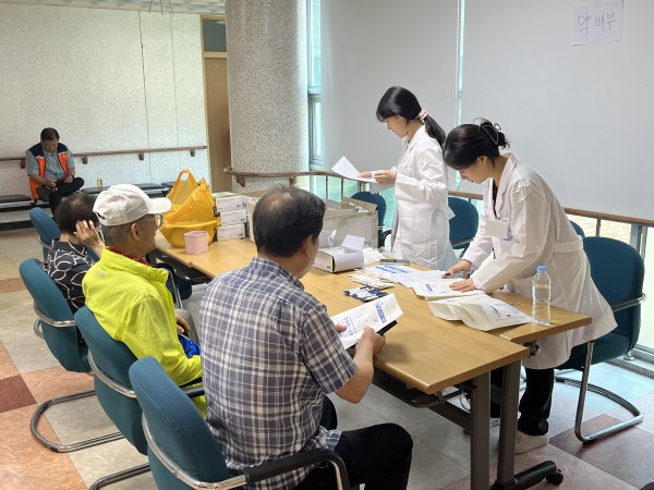 bae6200f1f5c4bd9092bdb089a88aaec_1785381273_2556.jpg